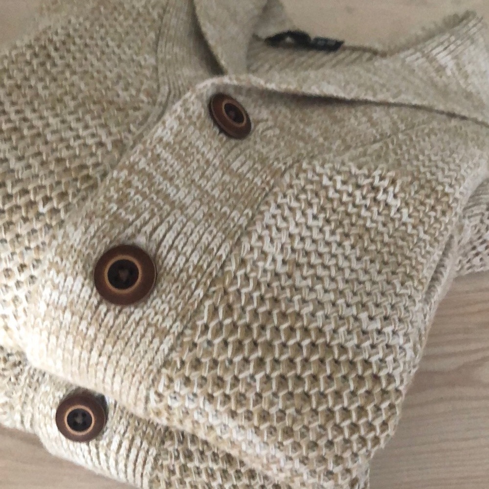 Express Button Front Sweater - Picture 6 of 7